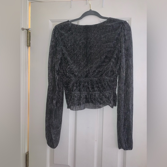 DO+BE shimmer top - Picture 2 of 3